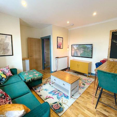 Апартаменти Lively & Energetic 2Br On The Royal Mile Единбург Екстер'єр фото