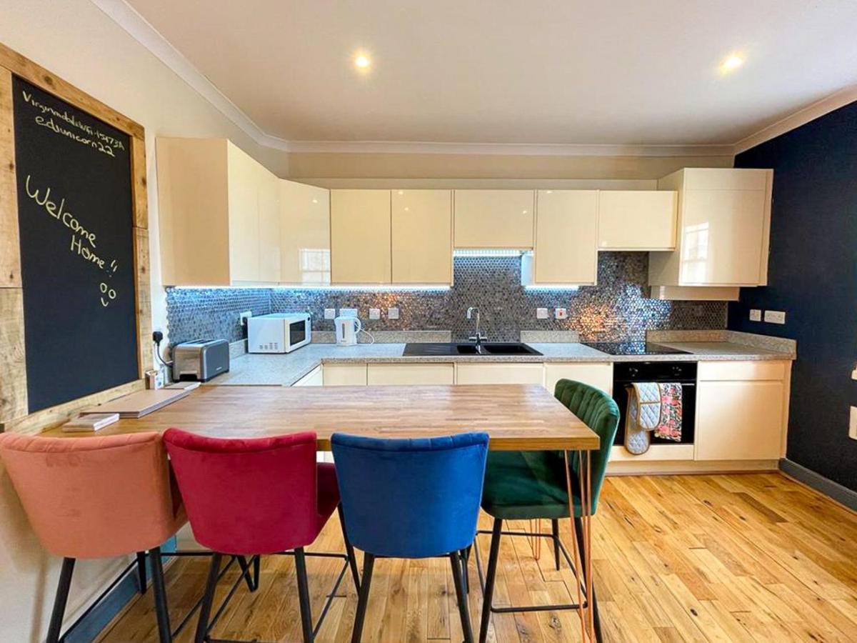 Апартаменти Lively & Energetic 2Br On The Royal Mile Единбург Екстер'єр фото