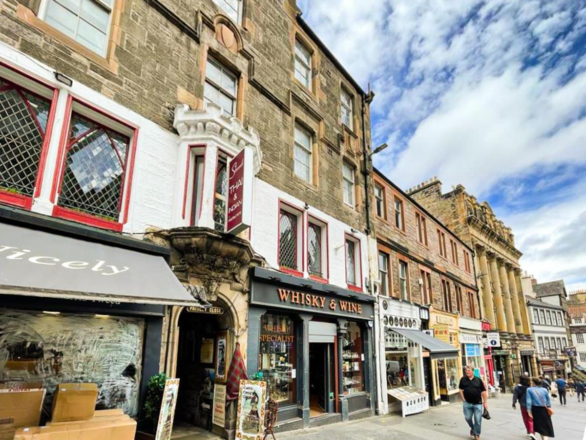 Апартаменти Lively & Energetic 2Br On The Royal Mile Единбург Екстер'єр фото