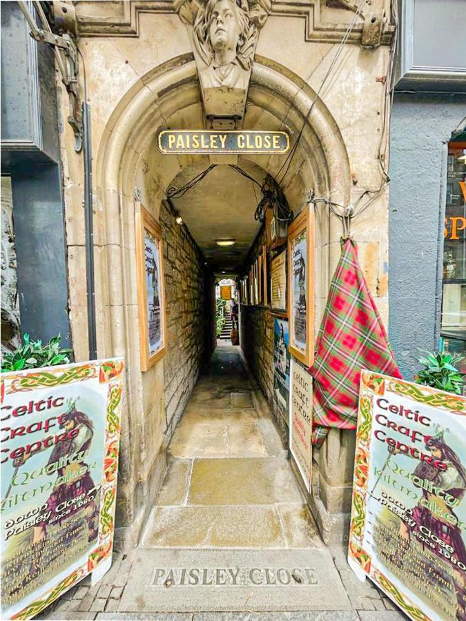 Апартаменти Lively & Energetic 2Br On The Royal Mile Единбург Екстер'єр фото