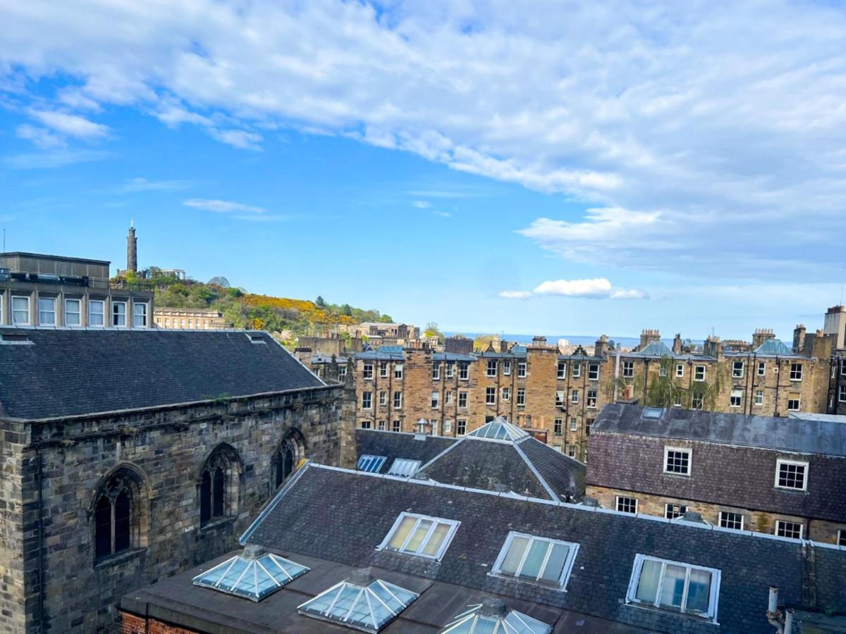 Апартаменти Lively & Energetic 2Br On The Royal Mile Единбург Екстер'єр фото